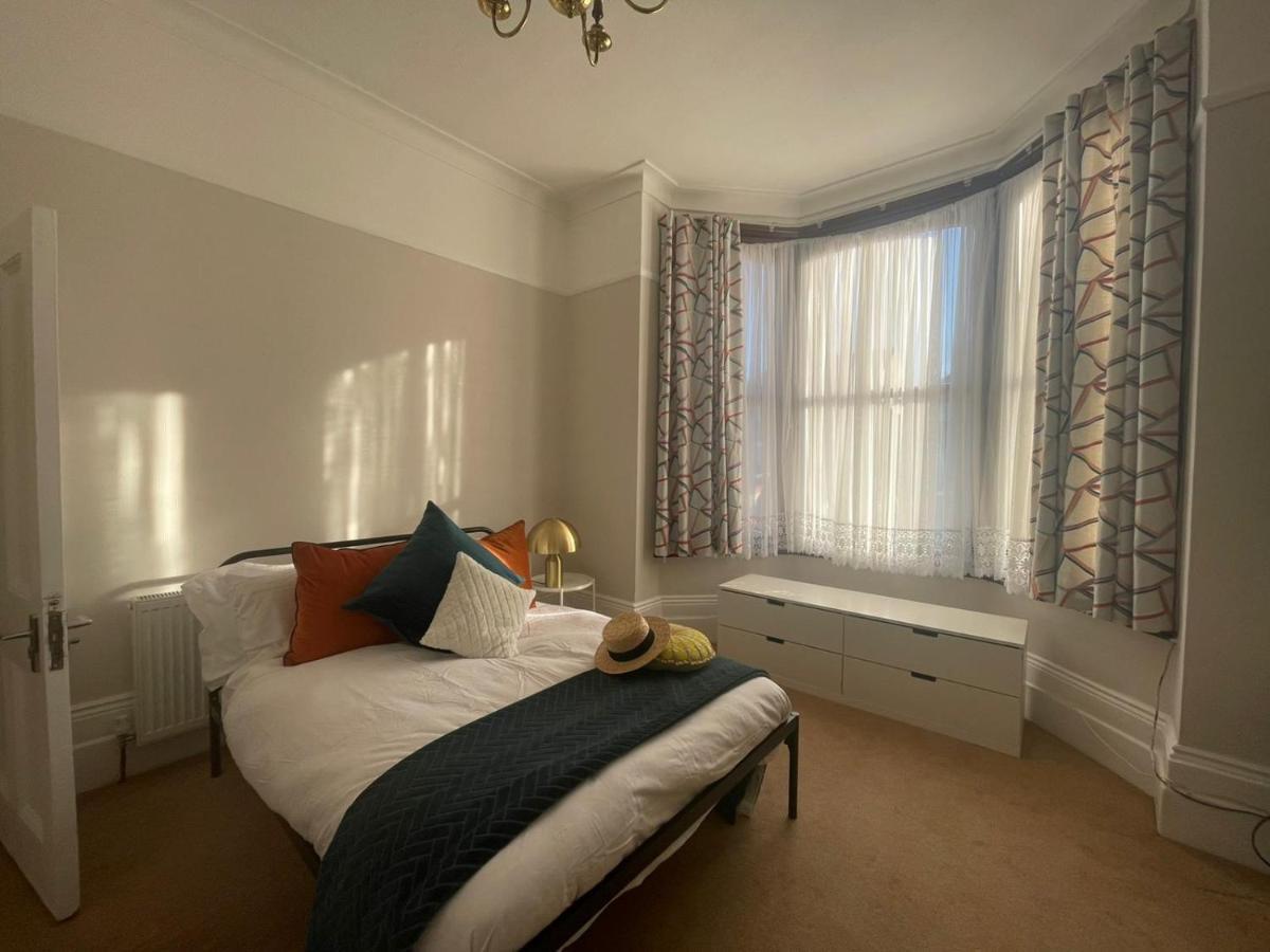 Inviting You To Your Home From Home 10 Minutes From Stratford Westfield London Kültér fotó
